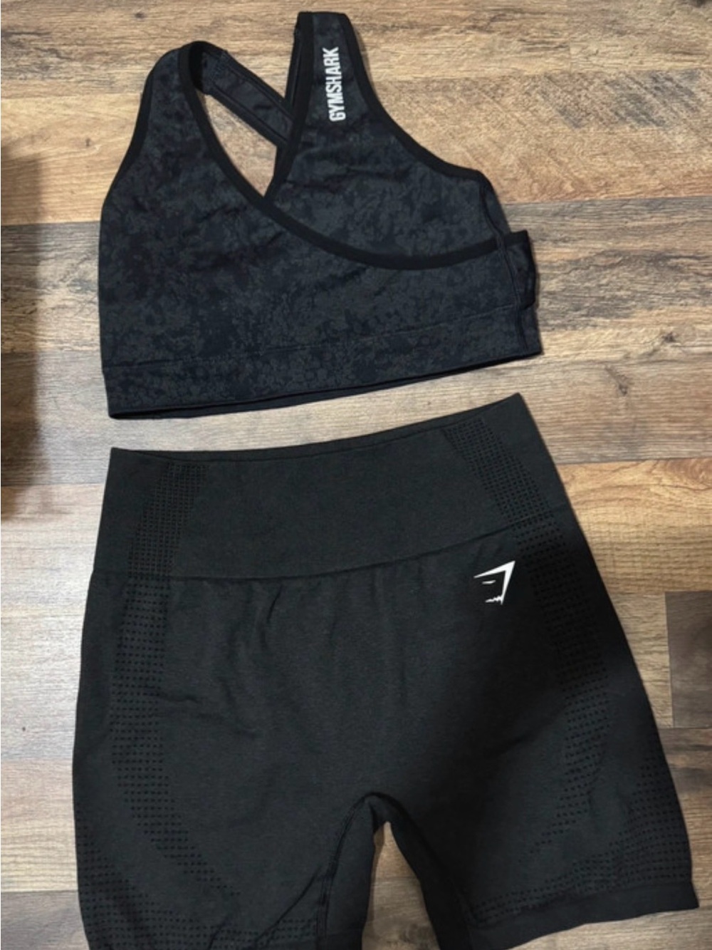 Gymshark Black 2 Piece Workout Set Sports Bra + Biker Shorts M/L